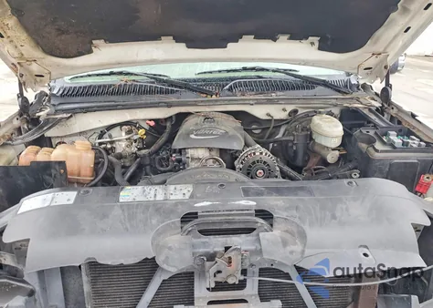 2004 Chevrolet Silverado C1500 z USA, uszkodzony, nr VIN 2GCEC19TX41191047